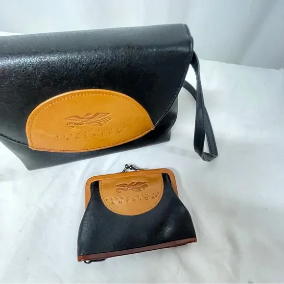 America Perry Ellis Crossbody Purse W Change Purse Leather - Picture 3 of 10